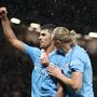 Rodri és Erling Haaland a Manchester United és a Manchester City Premier League mérkőzésen aratott győzelem után Manchesterben, Angliában 2023. október 29-én