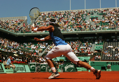 Rafael Nadal 2003-ban már első ATP-címét gyűjtötte be, és a legjobb 50 közé jutott a világranglistán. 16 évesen Hamburgban már a második Masters-tornáján vett részt.