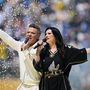 Robbie Williams éa Laura Pausini 