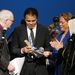 2006-ban a davosi Világgazdasági Fórumon vehette át a nyugati és az iszlám világ közti párbeszéd előmozdításáért a C-100 díjat.