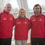 Douchev-Janics Natasa háromszoros olimpiai bajnok kajakos (k) mellette edzője Tokár Krisztián (b) és férje Andrian Douchev.