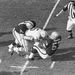 A Green Bay Packers-irányító Bart Starr itt ugyan földre kerül az Oakland Raiders elleni második Super Bowlban, 1968-ban, de végül megnyerték meccset címvédőként. Kétszeres Super Bowl-győztesként vonult vissza. 