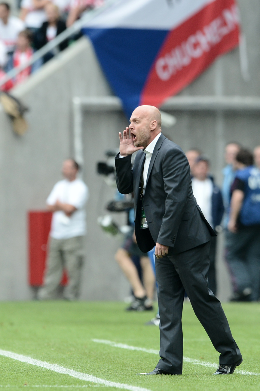 Szalpingidisz szomorú, mert végül 2-1-re kikaptak
