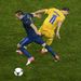 Ribery és Jarmolenko küzd a labdáért