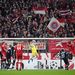 A kiesés szélén az otthon kikapó Bayern