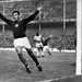 Farkas János 1966-ban, Liverpoolban a brazilok ellen szerzett második gólját ünnepli 
