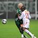 Csizmadia Csaba és Mbengono Ondoa Yannick küzd a labdáért