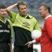 Egy nappal a drámai, 1999-es BL-döntő előtt a finálé stadionjában, a Nou Campban Dennis Irwinnel és David Beckhammel. Másnap a hosszabbításban lőttek kettőt, és fordítottak a Bayern ellen 2-1-re