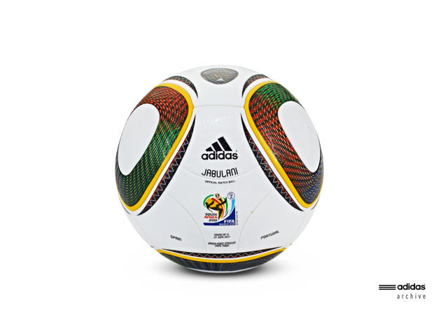 A 2014-es brazil világbajnokság labdája a Brazuca, az összes elődjénél színesebb lesz. A labdát hat poliuretán elem borítja, amelyek formája gyorsabb repülést biztosít, illetve minden körülmények között garantálja, hogy a labda megtartja a tökéletes gömb formáját, még a legnagyobb esőben is, ígérik. A kapusok egyhamar nem szabadulnak majd az Adidas-labdáktól, a FIFA két hete hosszabbított 2030-ig szerződést a sportszergyártóval. 
