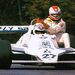 Alan Jones viszi Clay Regazzonit