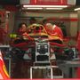 A kibelezett Ferrari, ritkán látni ezeket a csöveket az F1-kocsikon