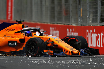 Idén, Alonso utolsó F1-évében az IndyCarból is ismert klasszikus szín vette át az irányítást a McLaren-kocsin.