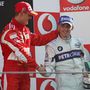 Schumacher gratulál az újoncnak