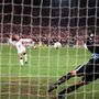 Az 1998-os világbajnokság nyolcaddöntőjében David Batty hagyta ki az angolok utolsó büntetőjét Argentía ellen.