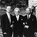 Balról jobbra: William H. Pickering, Kármán Tódor és Frank J. Malina, a NASA első rakétafejlesztő központjának, a pasadenai JPL-nek (Jet Propulsion Laboratory) alapító tagjai.