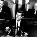John F. Kennedy amerikai elnök híres 1961-es beszéde a kongresszus előtt. Kennedy ekkor ígérte meg, hogy az évtized végére az Egyesült Államok embert juttat a Holdra, és onnan biztonságban vissza is hozza a Földre.
