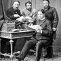 Tudós csoportkép az 1880-as évek első feléből. Balról jobbra: Konkoly Thege Miklós, Gothard Sándor, Gothard Jenő és Kunc Adolf (ül).

