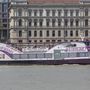 Wiking

301 típusú vízibusz

Épült: 1956, Dunai Hajógyár (Vác, Magyarország)
Hossz: 26,55 m
Szélesség:	5,20 m
Merülés: 1,05 m
Főgép teljesítmény: 2x160 LE
Tulajdonos: Silverline Cruises Kft, Budapest