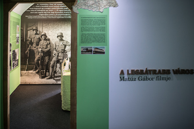 Az 1919-es balassagyarmati felkelésnek szentelt kiállításrész a várpalotai Trianon Múzeumban.