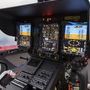 A pilótafülke, és az Airbus által tervezett, a pilótákat segítő HELIONIX avionikai rendszer.
