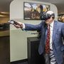 Sir David Attenborough a VR-szemüveget is kipróbálta, amikor hivatalosan megnyitotta a yorkshire-i Jurassic World kiállítást a yorki Yorkshire Múzeumban.