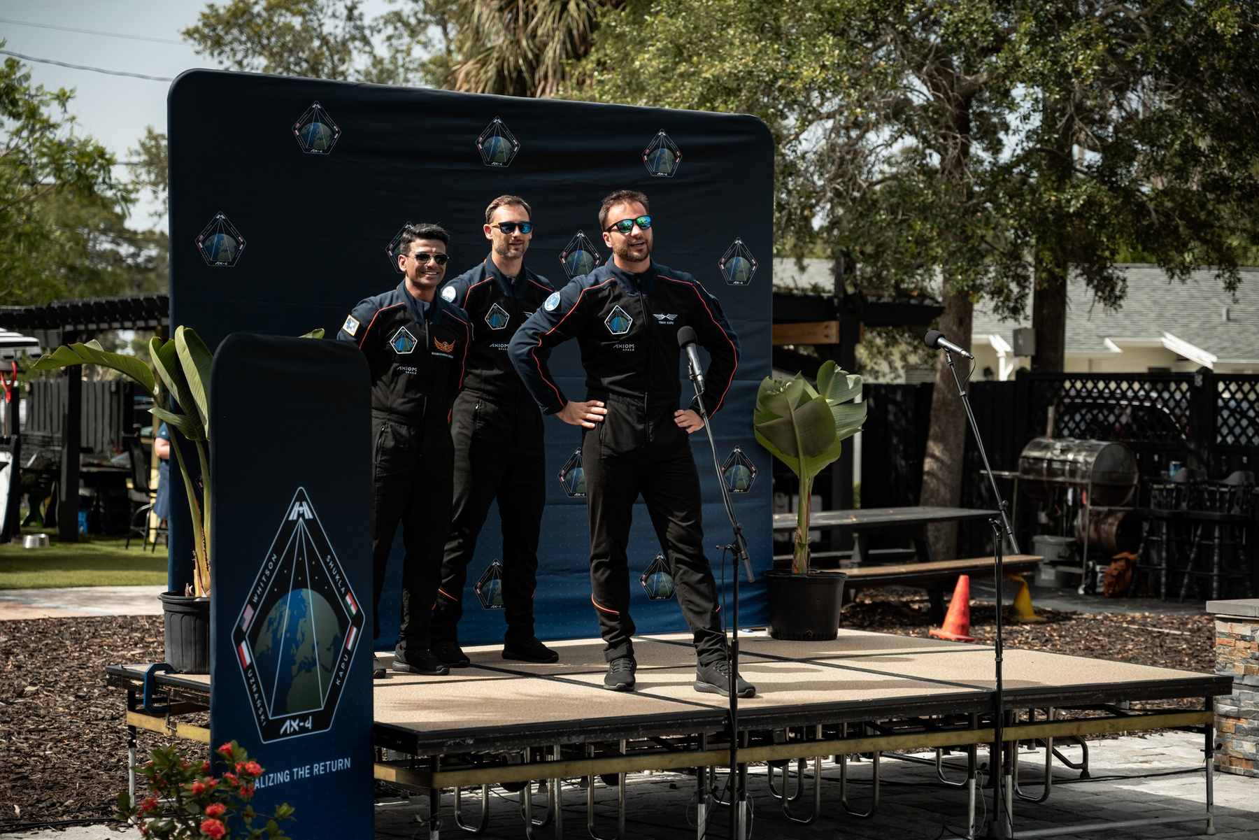 Shubhanshu Shukla, Peggy Whitson, Slawosz Uznanski-Wisniewski és Kapu Tibor Houstonban 2025. január 30-án