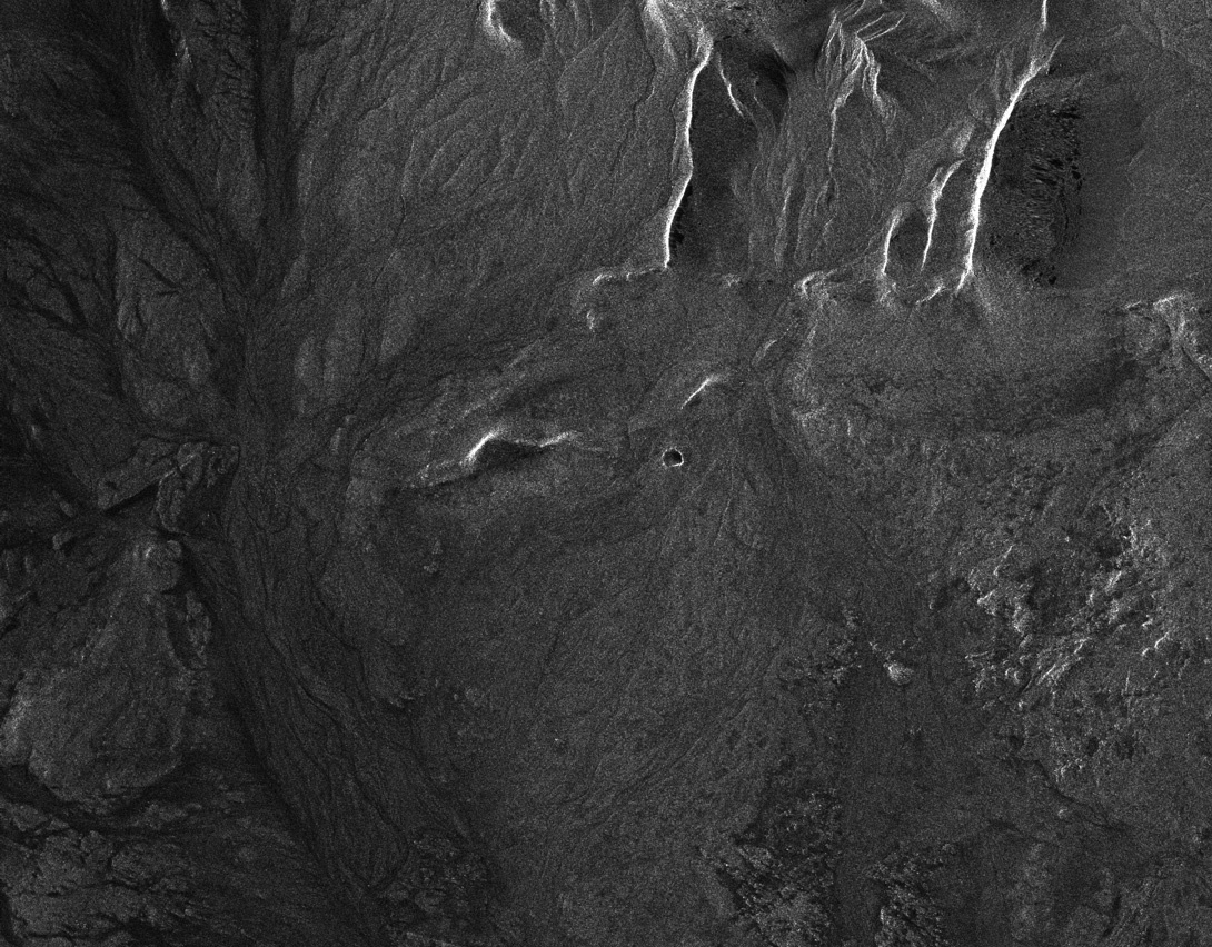 Radaros talajvizsgálat a kráterben