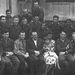 Szovjet űrhajósok csoportképe, az ülő sorban balról a negyedik Gagarin.