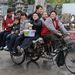 A nyolcvanas években a pekingiek 80 százaléka még rendszeresen biciklivel járt, mára 20 százaléka alá csökkent ez az arány.  A kínai fővárosban a súlyos légszennyezettség miatt újra megpróbálják népszerűsíteni a kerékpározást. 