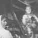1962. A nevet - Friendship-7 - Glenn adta az űrhajónak, a feliratot Cecilia Bibby festőnő (balra alul) festette az űrhajóra.