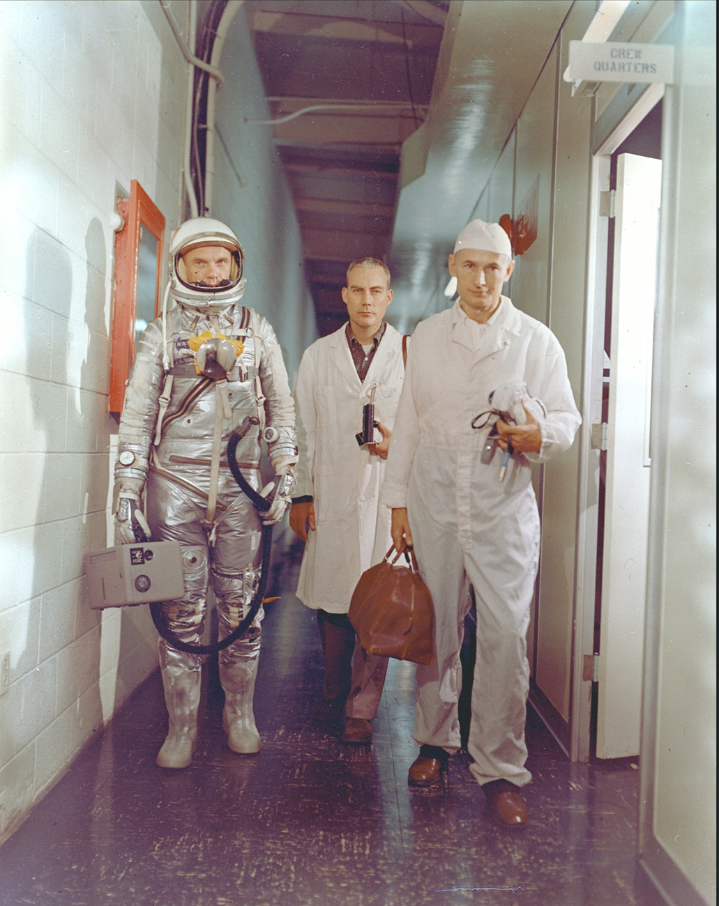 2012. február 17. Kennedy Űrközpont. John Glenn és felesége, a 92. születésnapját ünneplő Annie a tiszteletükre adott vacsorán.
