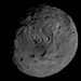 A Vesta felszínén rengeteg lyuk látható.