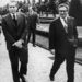 Richard Nixon és Henry Kissinger a vietnami háború lezárását célzó párizsi béketárgyalások előtt a francia fővárosban, 1972 decemberében. Egy évvel később Kissinger Nobel-békedíjat kapott az erőfeszítéseiért.
