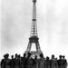 1940. Hitler és hadvezérei végigvonulnak a német megszállás alatt álló Párizson