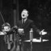 Szenvedélyes szónok. Hitler az 1935-ös újévi beszéde közben. Ebben az évben jelentette be a nürbergi törvényeket, melyeket a 