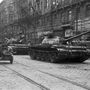 Szintén a Varsói Szerződés értelmében vonultak be szovjet csapatok 1956. november másodikán a forradalom leverésére
