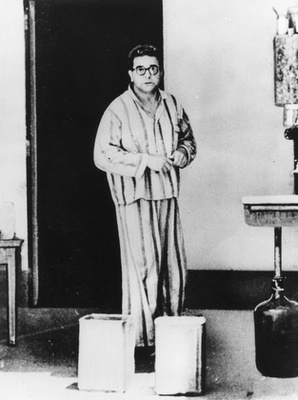 Ramón Mercader tíz évvel a merénylet után, mexikói börtönében. Még egyszer ennyit ült, szabadulása után Havannában és Moszkvában élt. 