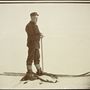 Robert Peary későbbi vetélytársa, Frederick A. Cook készítette ezt a képet Amundsenről 1898-ban