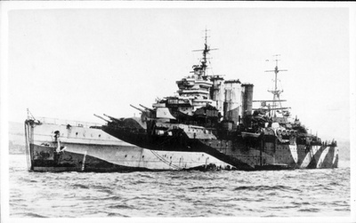 A francia haditengerészet Galissonnière osztályú könnyű cirkálója, a Gloire.