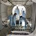 2011. április 7. Az Atlantis személyzete az ISS-re szánt Raffaello többcélú logisztikai egységet vizsgálja. 
